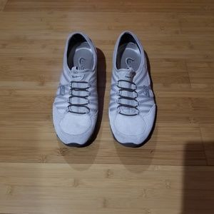 Skechers Size 10 Tan Slip on Sneakers